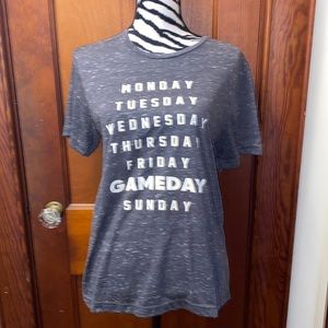 GameDay gray heathered T-shirt size medium